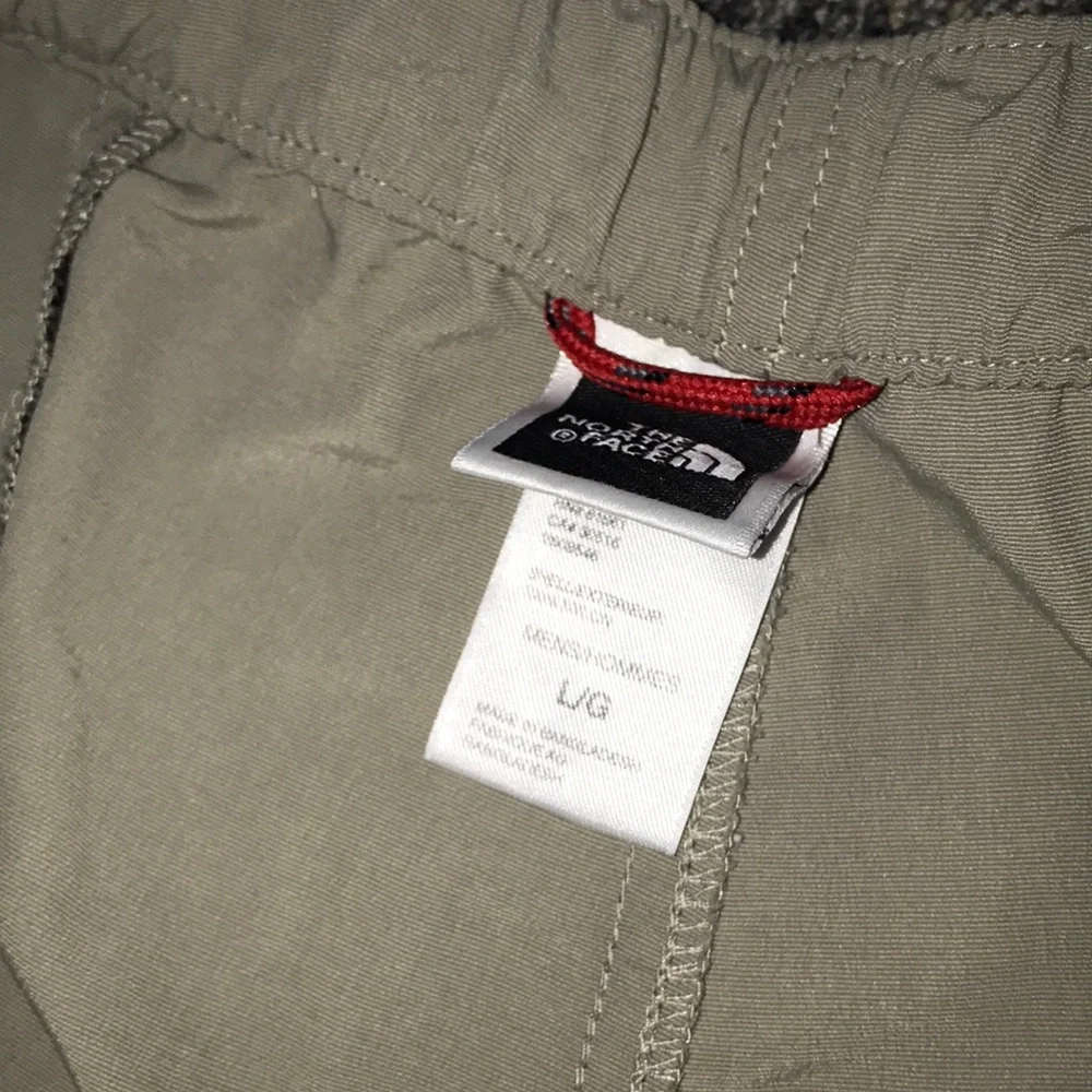 The North Face Men's Tan Cargo Shorts